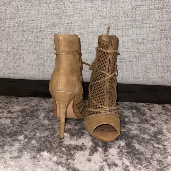 Brand New Steven Madden Booties - Picture 5 of 5